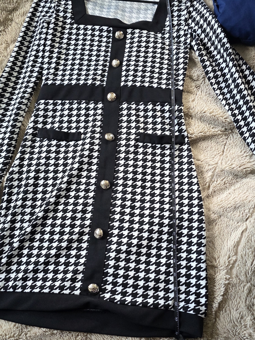 SHEIN Black & White Houndstooth Long Sleeve Button-Front Dress - Picture 5 of 10